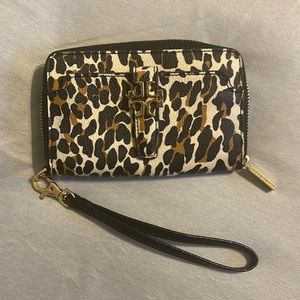 Leopard print Tory Burch wallet with wristlet strap